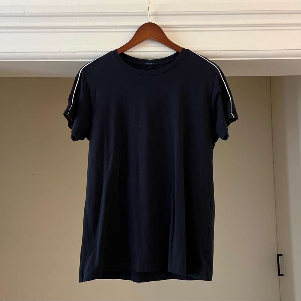 Patrick Assaraf Navy T-Shirt with White Piping Detail, Men’s Small